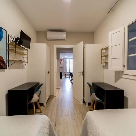 Appartement Capitan 2 *